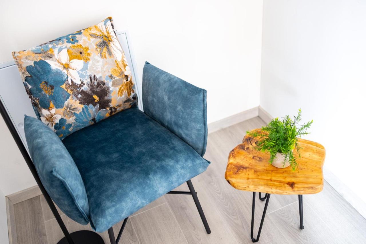 Design-Ferienwohnung In Kelberg Am Nuerburgring: Platz Fuer 6, Kueche, Wifi, Netflix Exteriér fotografie