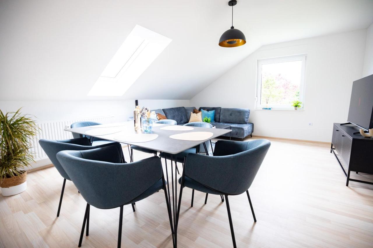 Design-Ferienwohnung In Kelberg Am Nuerburgring: Platz Fuer 6, Kueche, Wifi, Netflix Exteriér fotografie